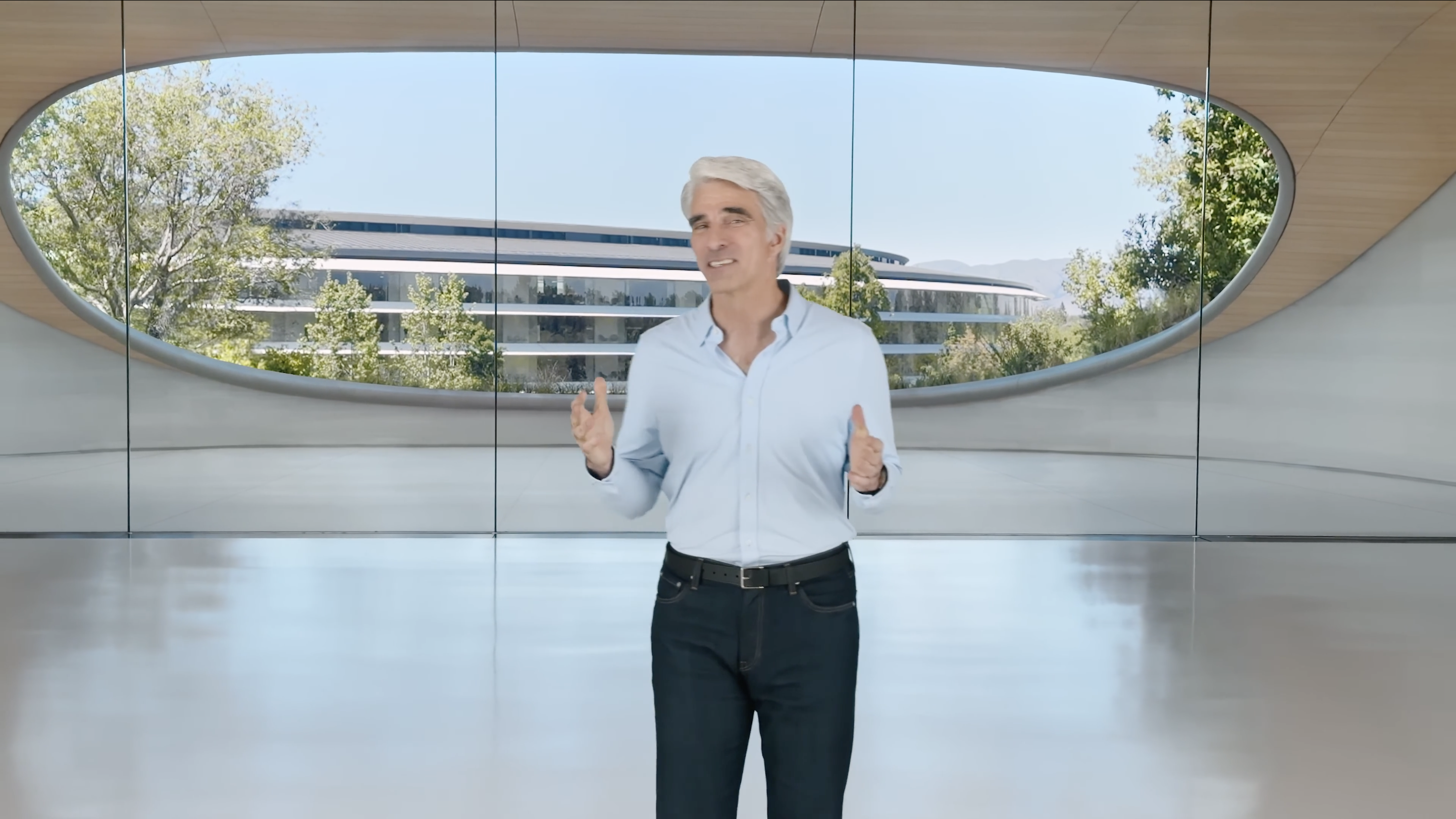 An image of Craig Federighi.